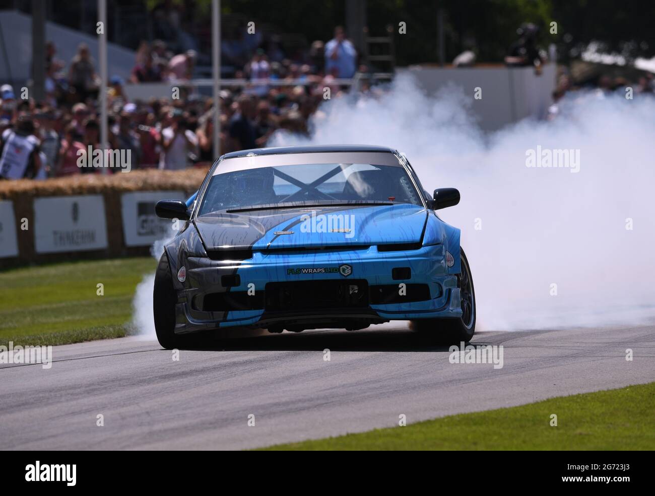 Goodwood House, Chichester, Regno Unito. 9 luglio 2021. Goodwood Festival of Speed; Day Two; George Barclay nella sua Nissan Silvia S13 200SX si esibisce nel Goodwood Driftkhana Credit: Action Plus Sports/Alamy Live News Foto Stock