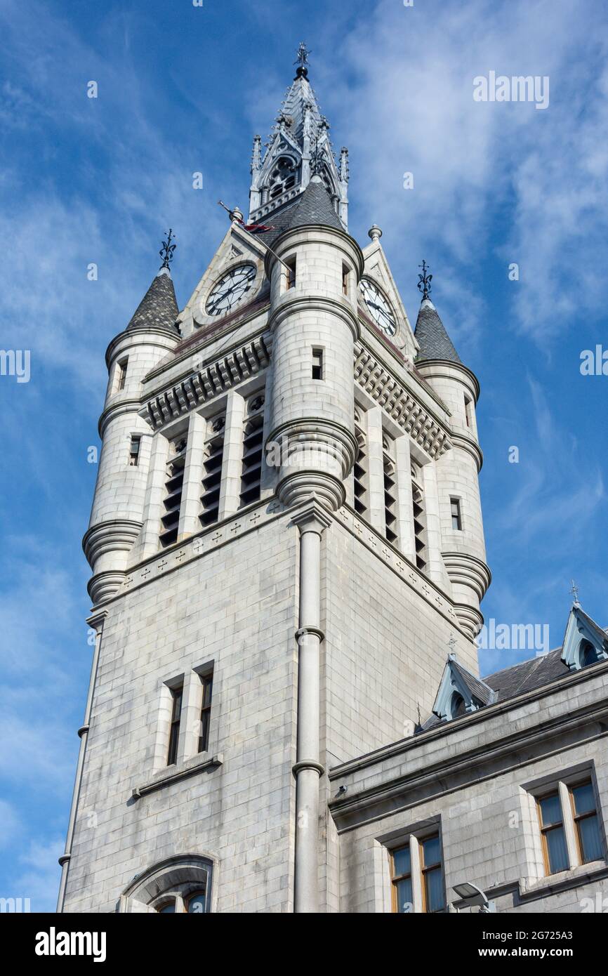 Torre dell'Orologio, Aberdeen Town House, città di Aberdeen, Aberdeenshire, Scozia, Regno Unito Foto Stock