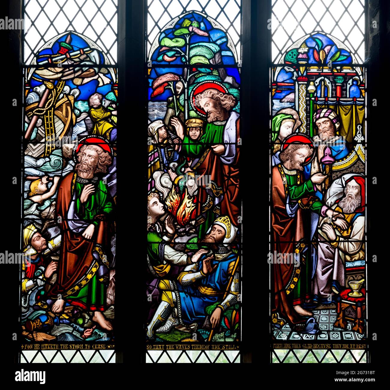 Cristo fa la tempesta per cessare le vetrate, Chiesa di San Giovanni Battista, Shenstone, Staffordshire, Inghilterra, Regno Unito Foto Stock