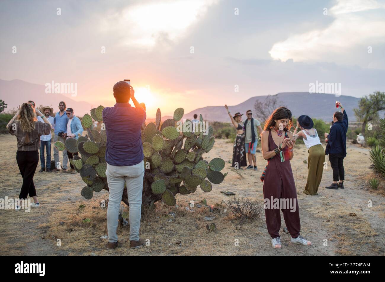 Tramonto foto Mezcal Amor festa a Mitla, Oaxaca Foto Stock