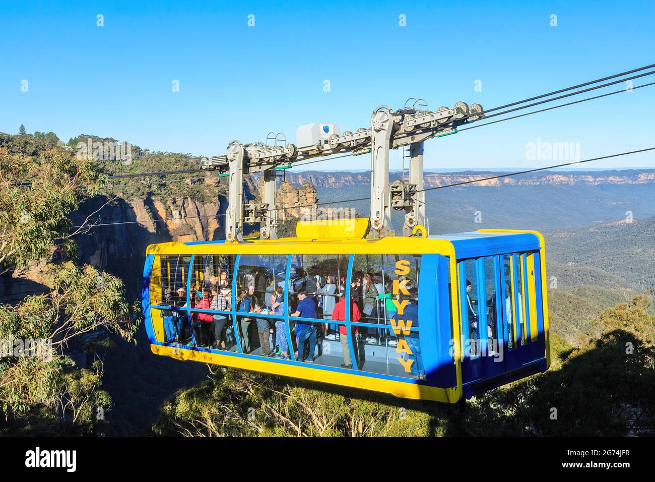 Una funivia operata da 'Scenic World' alta sopra una valle nelle Blue Mountains, New South Wales, Australia Foto Stock