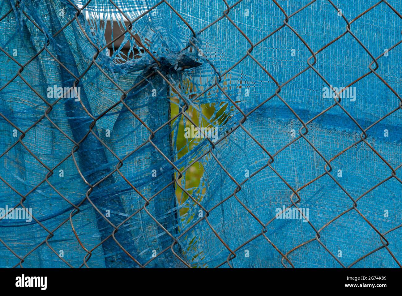 sfondo sotto forma di rete e tessuto blu Foto Stock