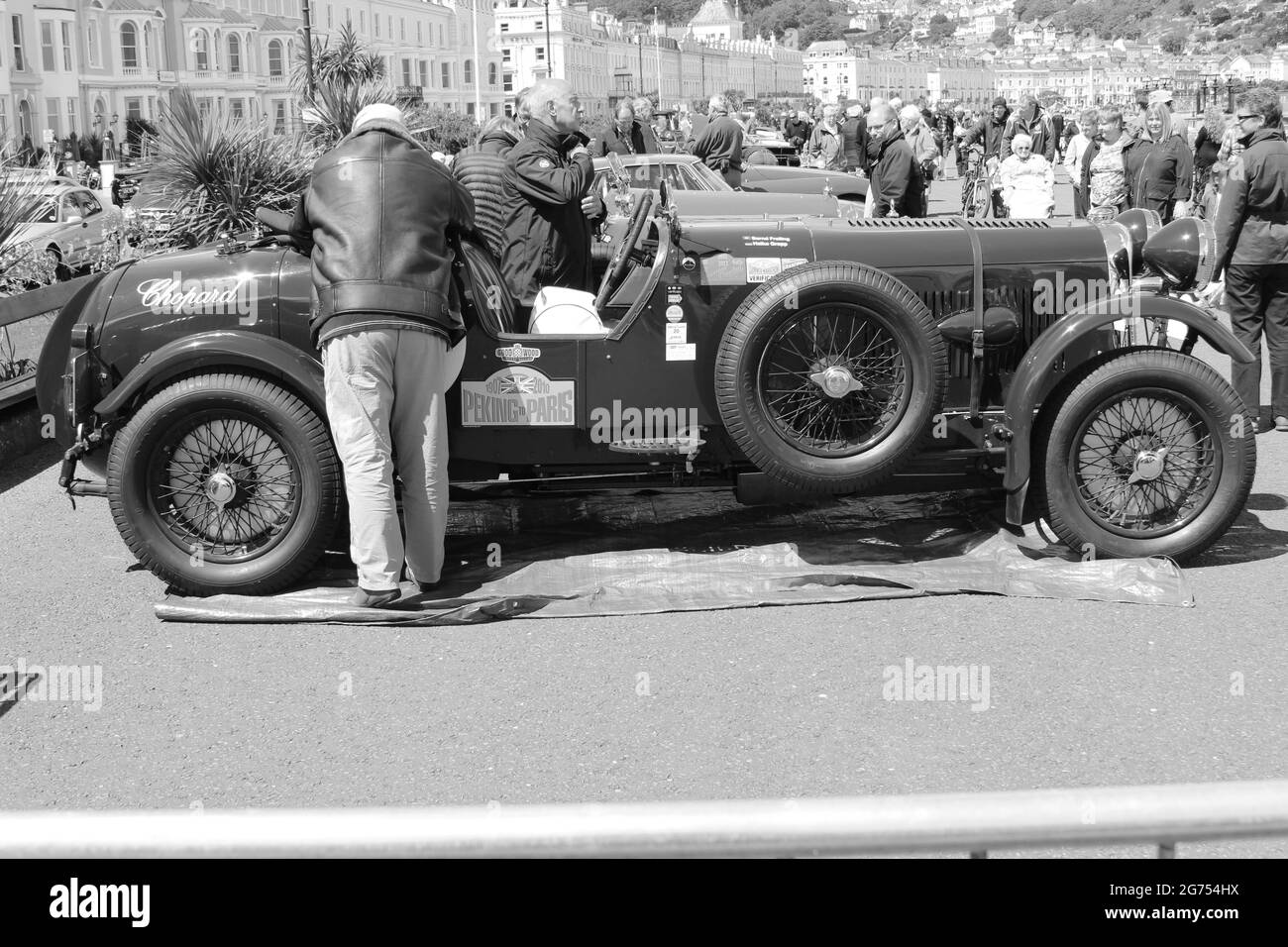 I tre castelli gallese classico rally Llandudno Promenade. Il rally si svolge in quattro giorni e copre circa 500 miglia nel Galles del Nord Foto Stock