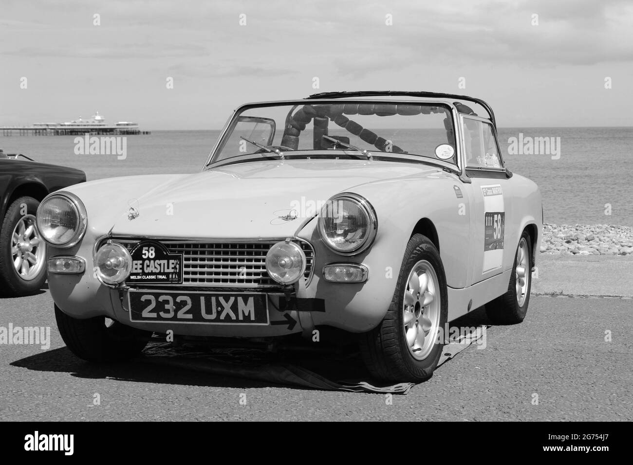 I tre castelli gallese classico rally Llandudno Promenade. Il rally si svolge in quattro giorni e copre circa 500 miglia nel Galles del Nord Foto Stock