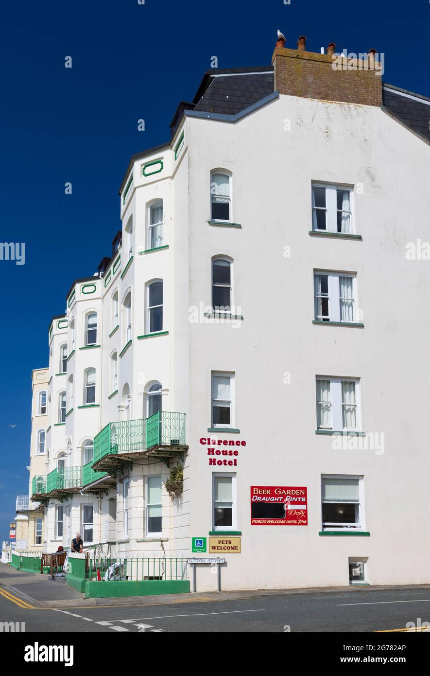 Clarence House Hotel on the Esplanade, Tenby, Pembrokeshire, Galles Foto Stock