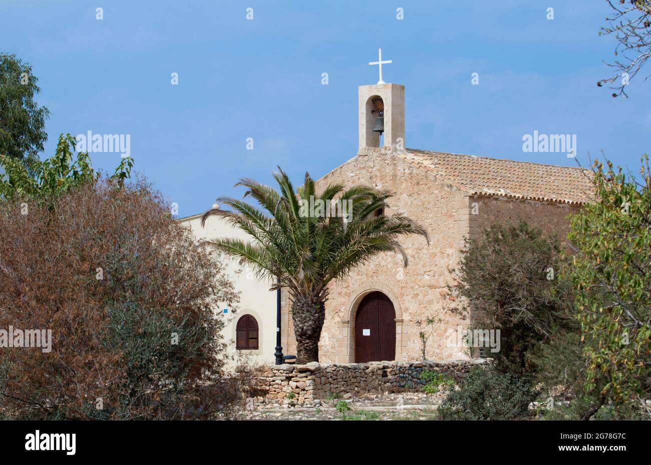 Villaggio chiesa, Sant Ferran de ses Roques, Formentera Foto Stock