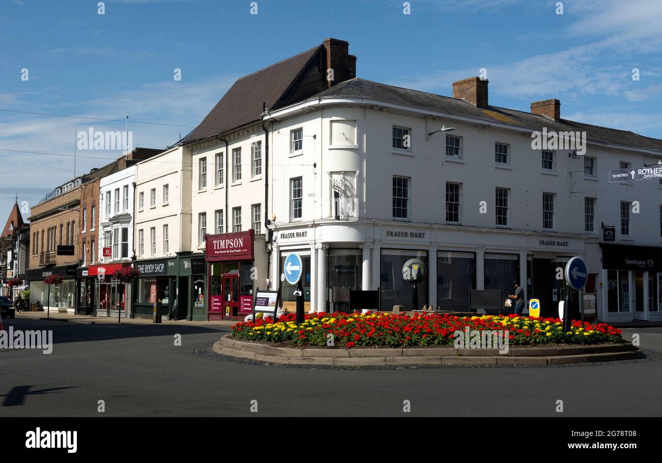 Centro di Stratford-upon-Avon, all'incrocio tra High Street e Wood Street, Warwickshire, Inghilterra, Regno Unito Foto Stock