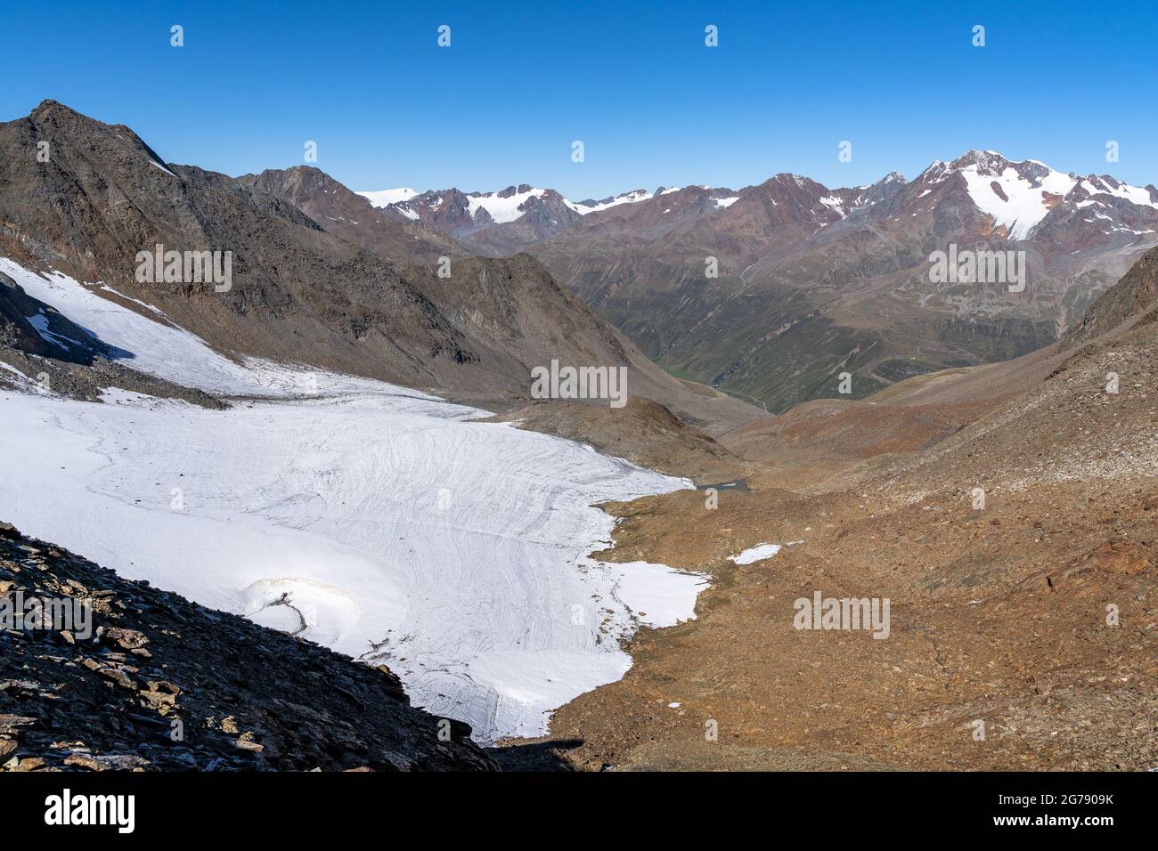 Europa, Austria, Tirolo, Ötztal Alpi, Ötztal, Obergurgl, vista dal Ramoljoch sul Spiegelferner al Weißkamm con il Wildspitze Foto Stock