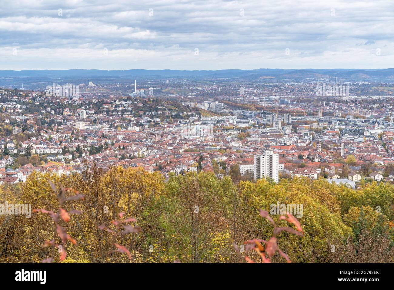 Europa, Germania, Germania meridionale, Baden-Wuerttemberg, Stoccarda, Birkenkopf, vista autunnale dal Birkenkopf al centro di Stoccarda Foto Stock