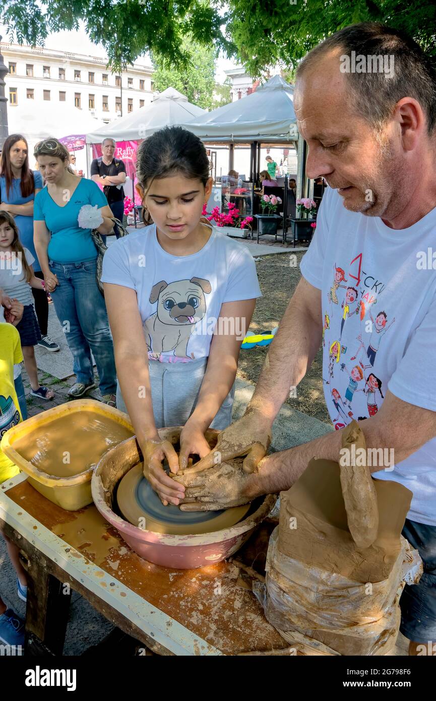 lezione di ceramica; Foto Stock