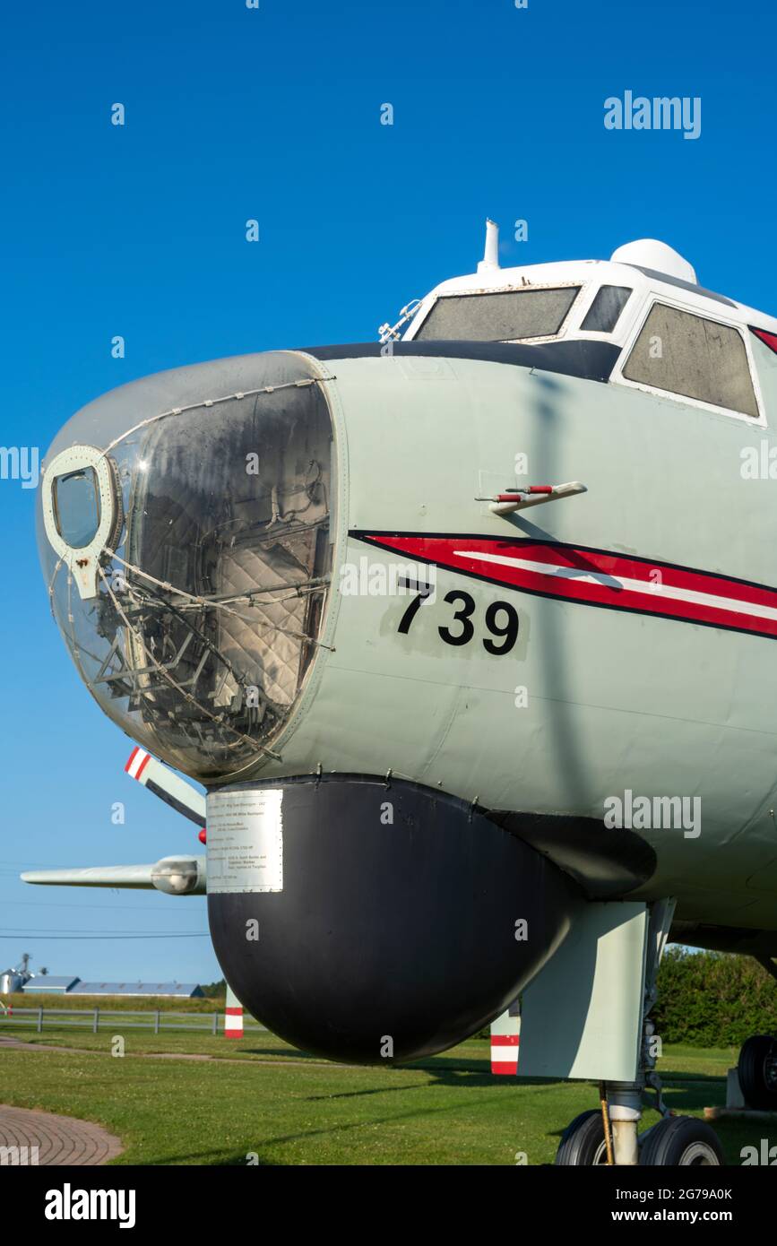CP-107 Aeroplano Argus presso l'Air Force Heritage Park a Summerside, Prince Edward Island, Canada. Foto Stock