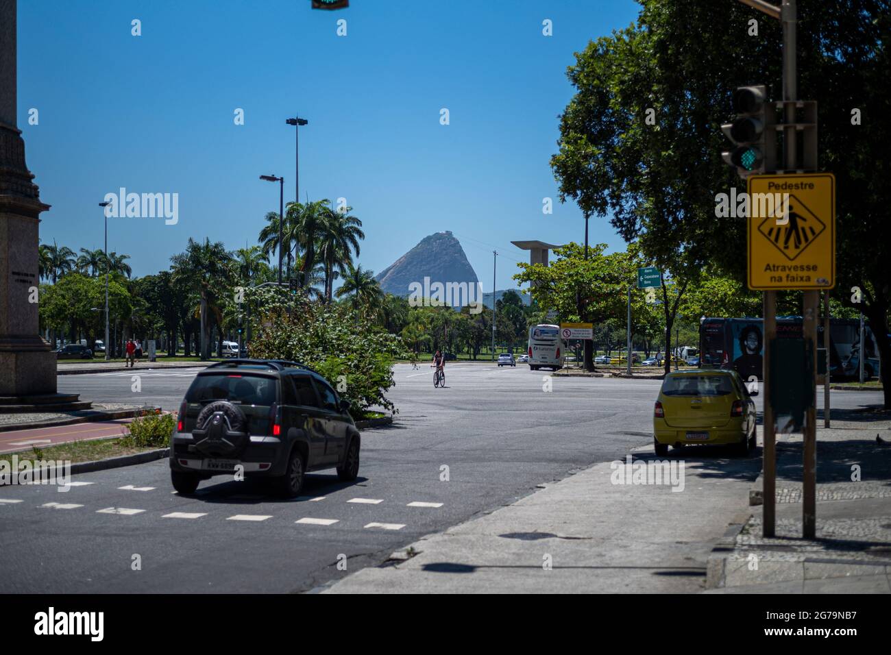 Pan di zucchero (Morro pao de Açúcar) - visto dal distretto di Gloria a Rio de Janeiro, Brasile Foto Stock