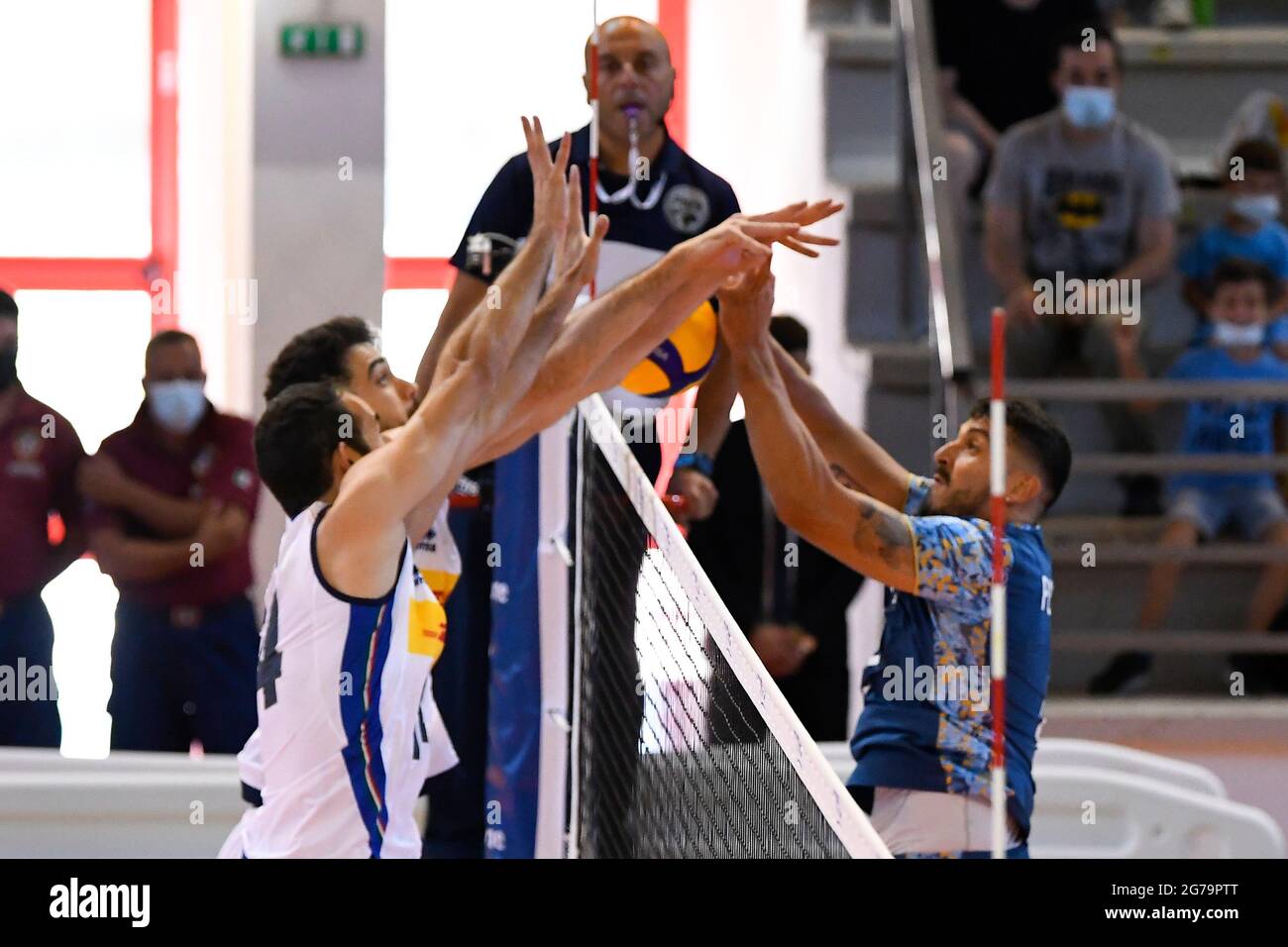 Cisterna di Latina, Italia. 11 Luglio 2021. Italia vs Argentina durante il Test Match Volley prima di partire per i Giochi Olimpici di Tokyo al Palazzetto dello Sport (Cisterna di Latina). (Foto di Domenico Cippitelli/Pacific Press) Credit: Pacific Press Media Production Corp./Alamy Live News Foto Stock