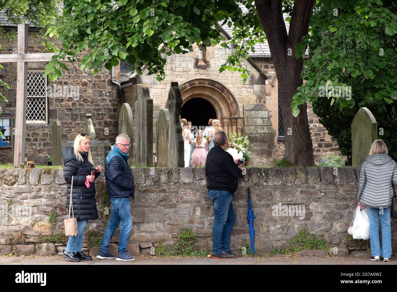 Un matrimonio a Corbridge secondo le normative Covid Foto Stock