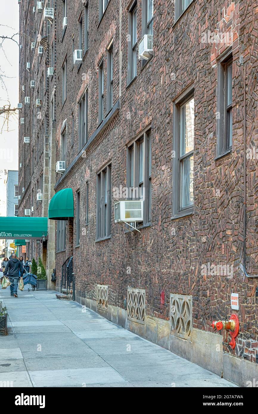 405 East 54th Street, la Sutton Collection, progettata da George ed Edward Blum, costruita nel 1930. Foto Stock