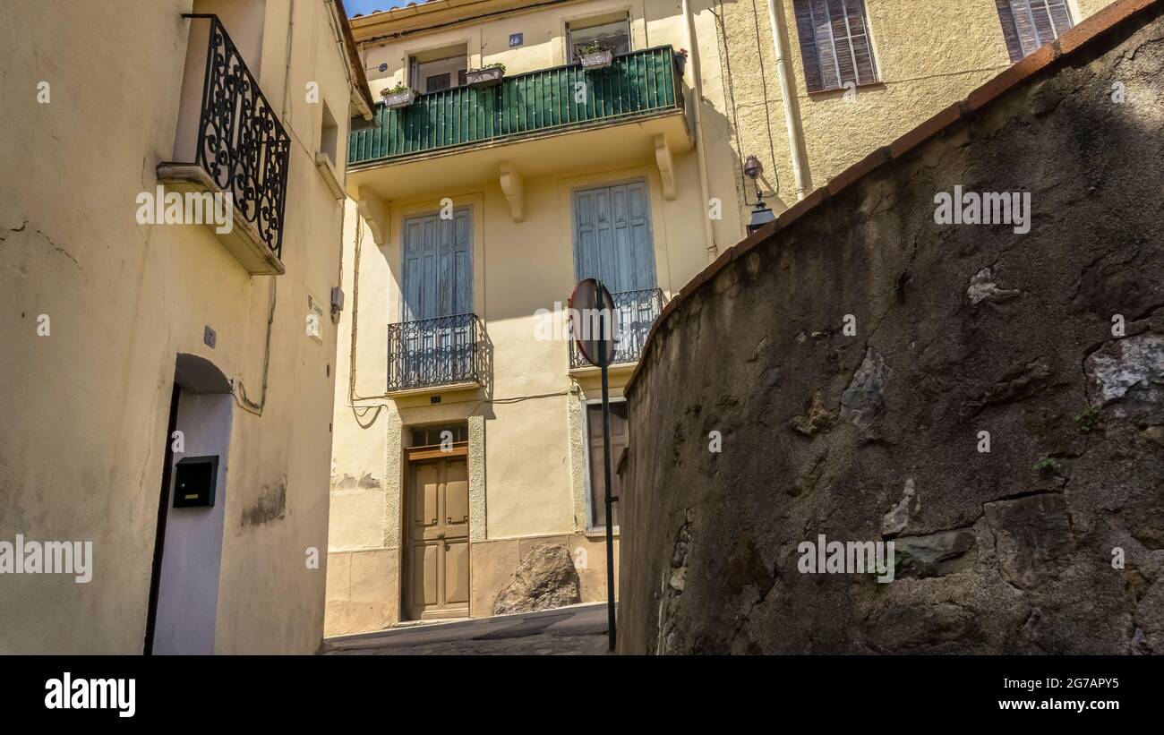 Village Lane in Palalda vicino Amélie les Bains. Foto Stock Village Lane in Palalda vicino Amélie les Bains. Foto Stock