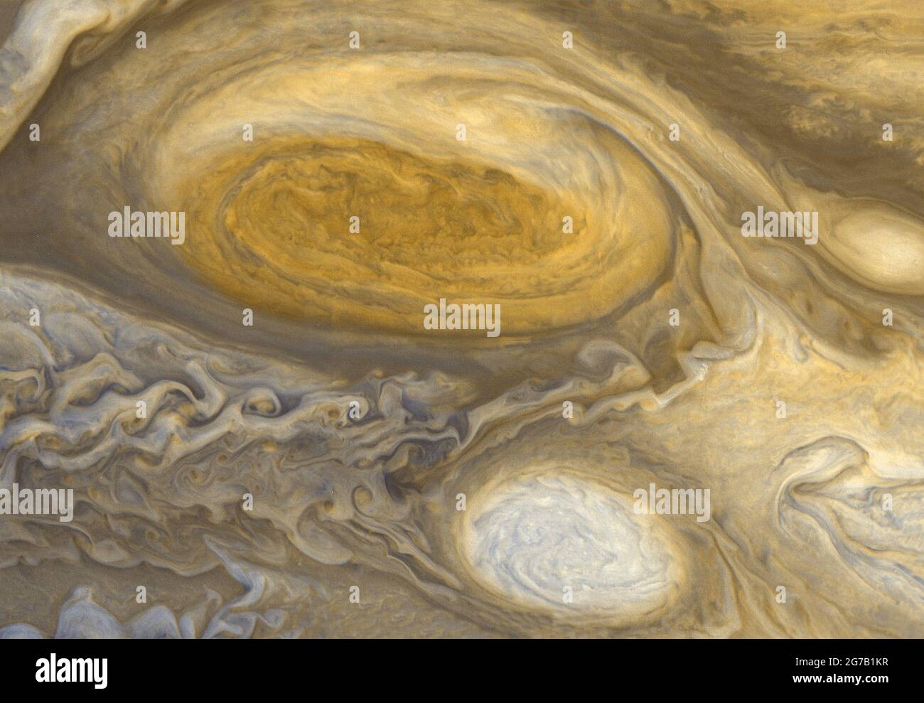 La cintura equatoriale del Sud di Giove è catturata in questa immagine a colori migliorata dalla navicella spaziale Juno della NASA. Una versione ottimizzata e migliorata di un'immagine NASA / credito NASA Foto Stock