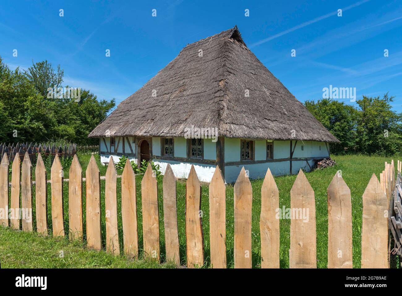 Casa Svedese, costruita nel 1554, piccola casa colonica in stile architettonico tardo medievale, Franconia Open Air Museum, Bad Windsheim, Franconia centrale Foto Stock