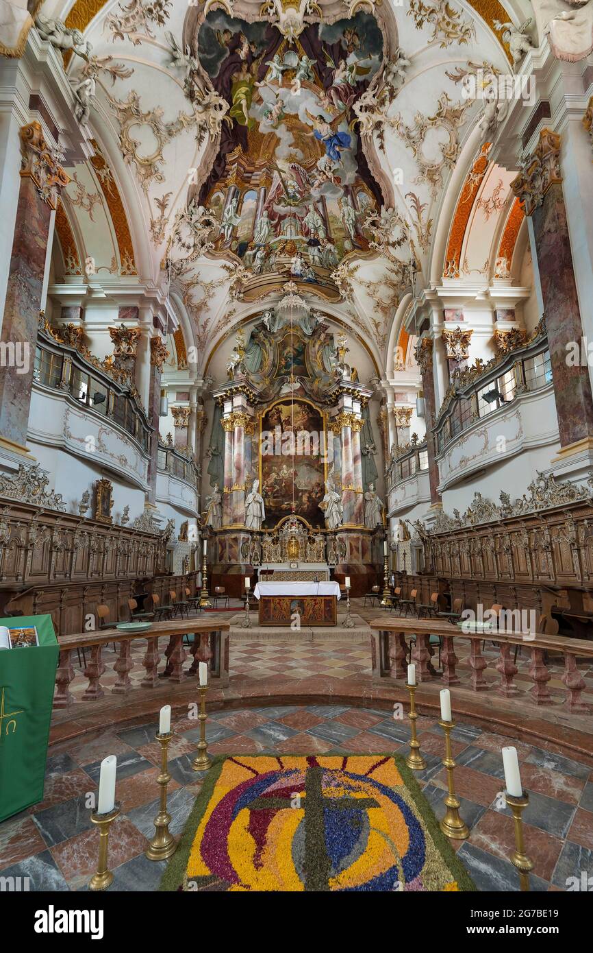 Altare maggiore, chiesa del monastero di San Margherita, monastero di Baumburg, Altenmarkt, alta Baviera, Baviera, Germania Foto Stock