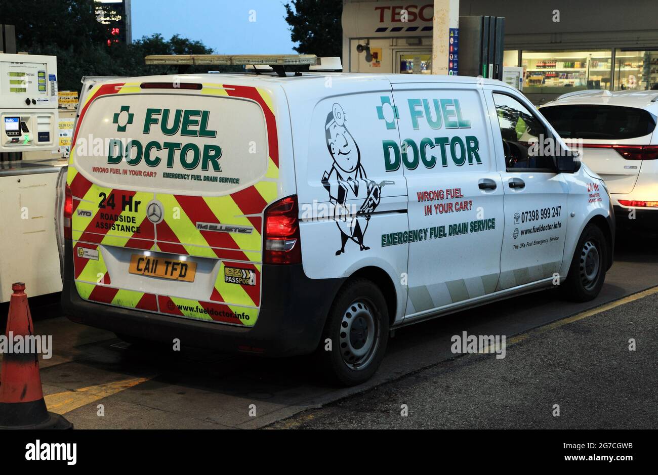 FUEL Doctor, veicolo, scarico carburante di emergenza, servizio, stazione di rifornimento, Inghilterra, Regno Unito Foto Stock