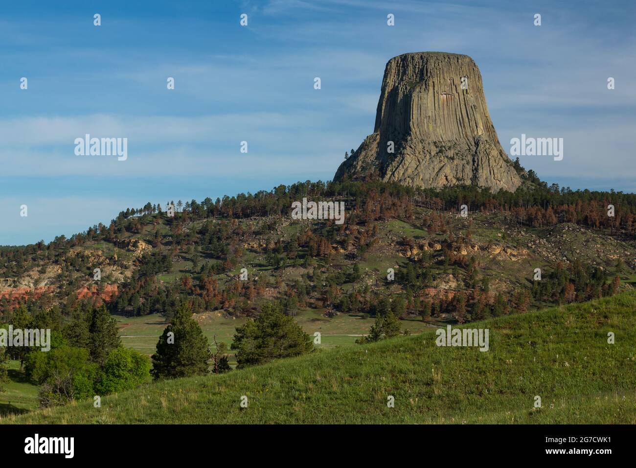 Devil's Tower National Monument - UN paesaggio panoramico del Wyoming. Foto Stock