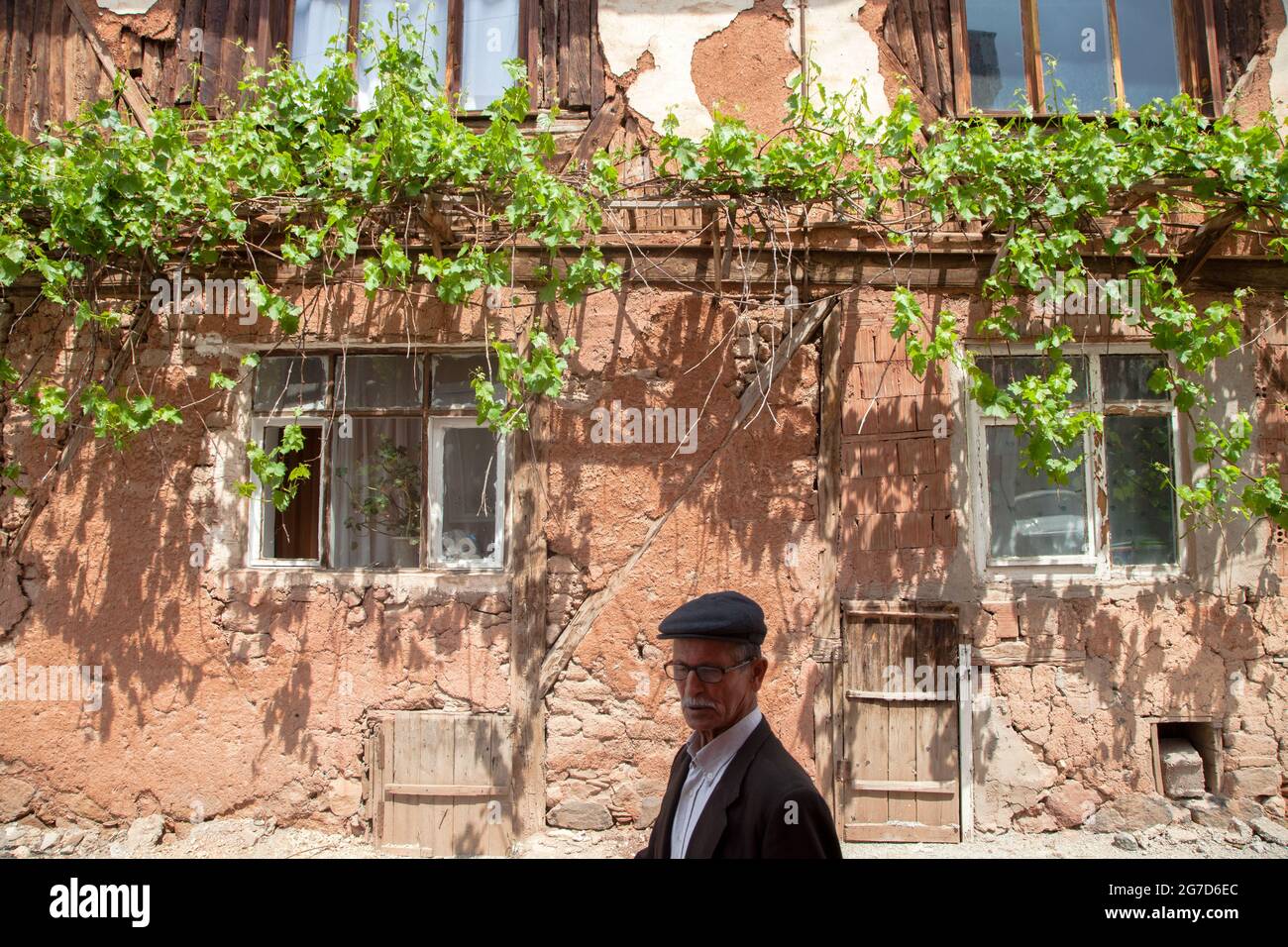 Nallihan, Ankara, Turchia - 05-09-2016:Vista di vecchia casa fatta di adobe Foto Stock