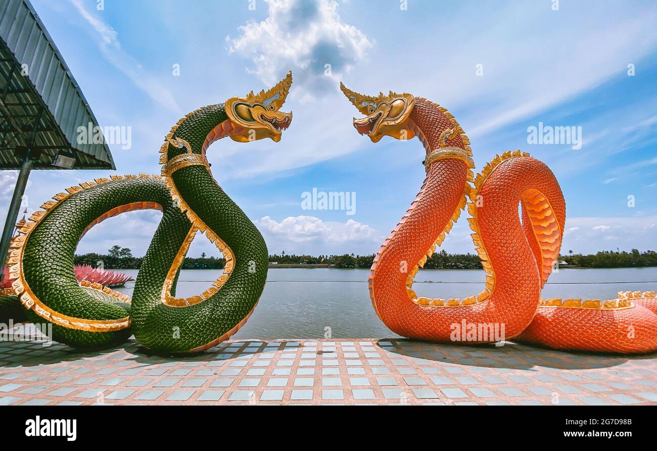 Wat Saman Rattanaram tempio dei petali di fiori a Chachoengsao, Thailandia Foto Stock