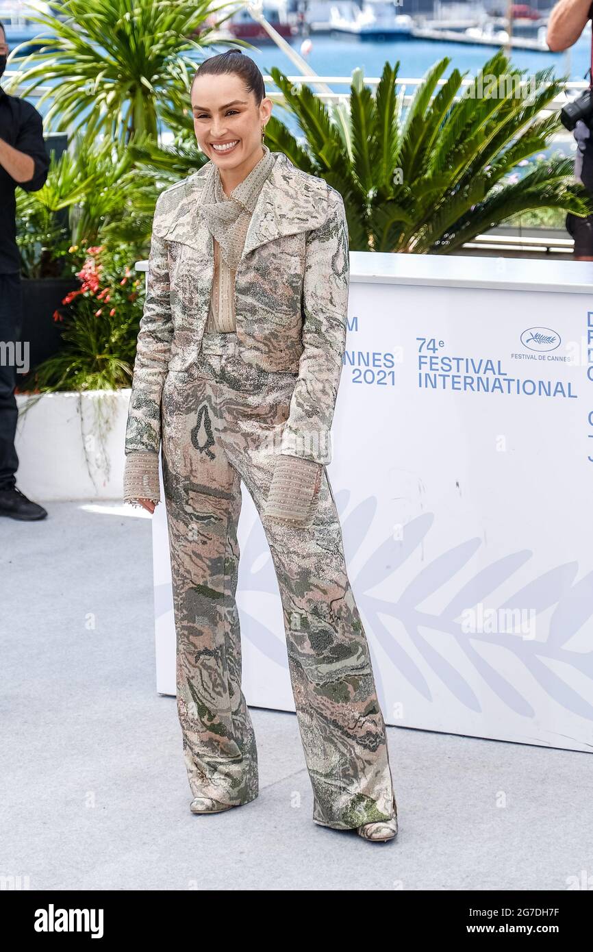Palais des festival, Cannes, Francia. 13 luglio 2021. Noomi Rapace si pone alla Photocall 'Agnello'. Foto per credito: Julie Edwards/Alamy Live News Foto Stock