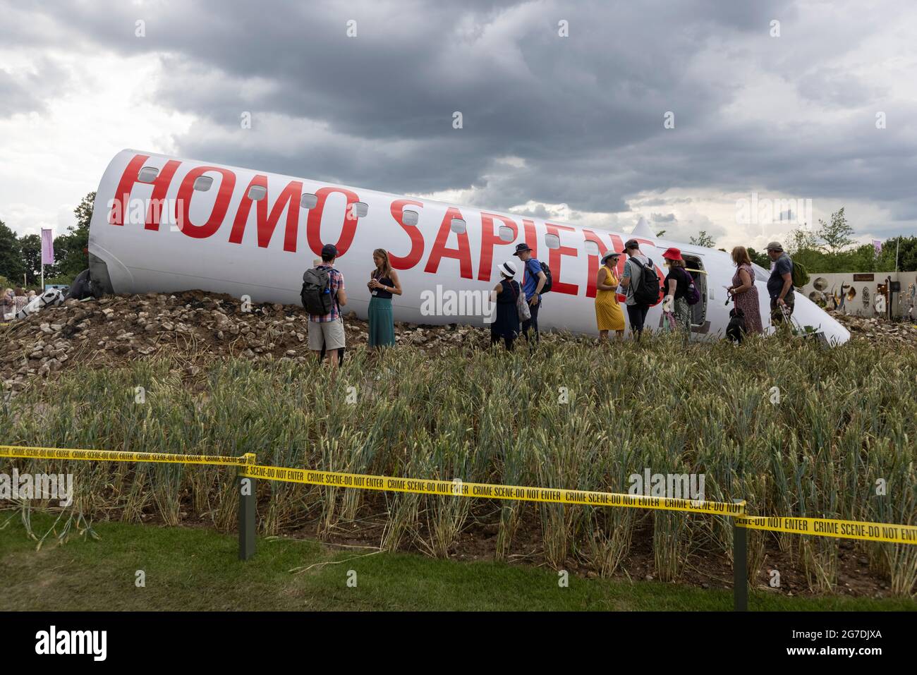 Felicity o'Rourke's 'Extinction' Garden al RHS Hampton Court Palace Garden Festival 2021, London Borough of Richmond upon Thames, UK Foto Stock