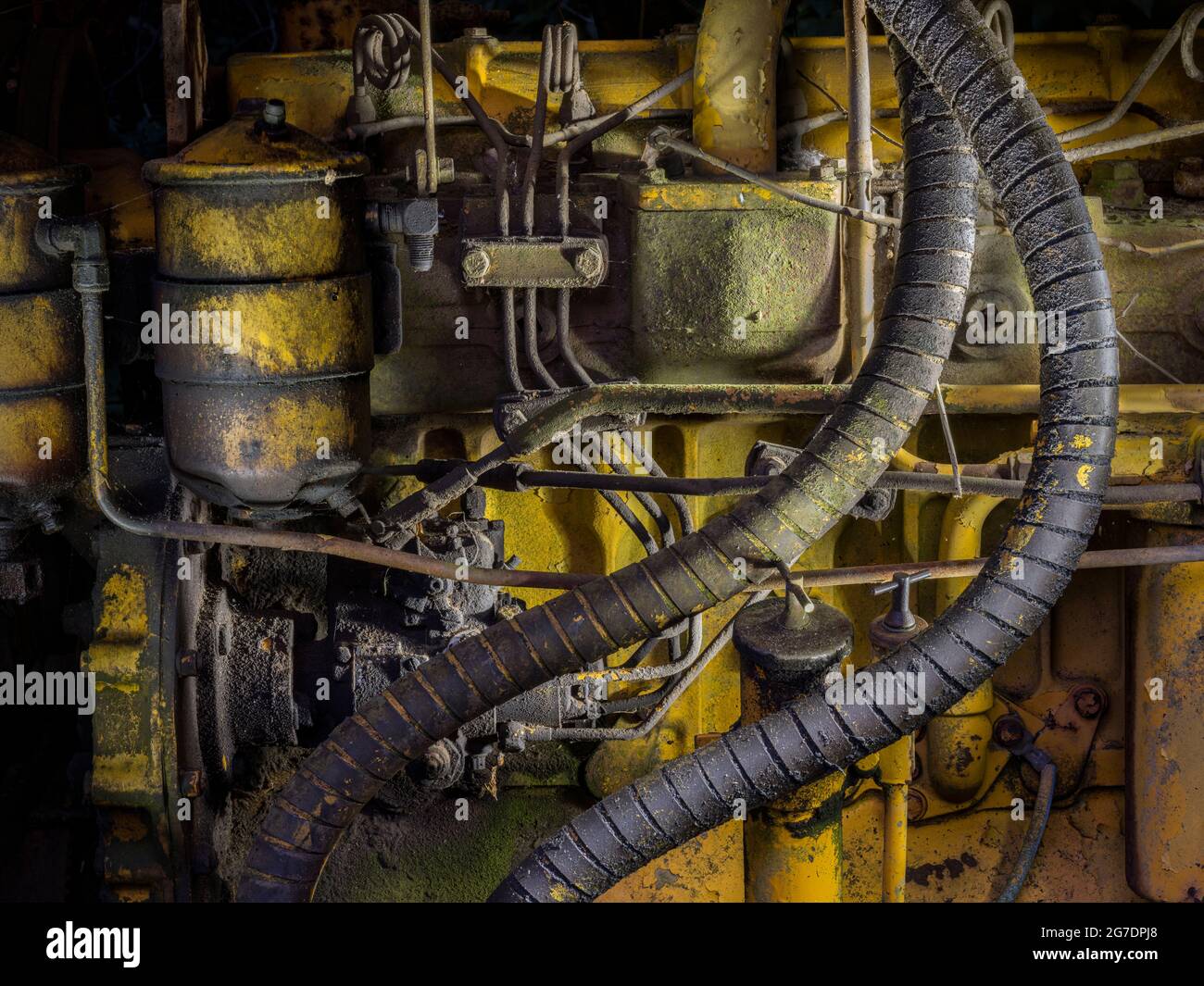 Dettaglio del vecchio motore bulldozer abbandonato, USA Foto Stock