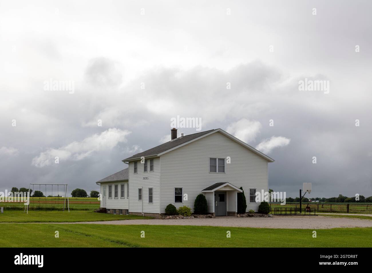 Amish School House, Summer, Indiana, USA, di James D Coppinger/Dembinsky Photo Assoc Foto Stock