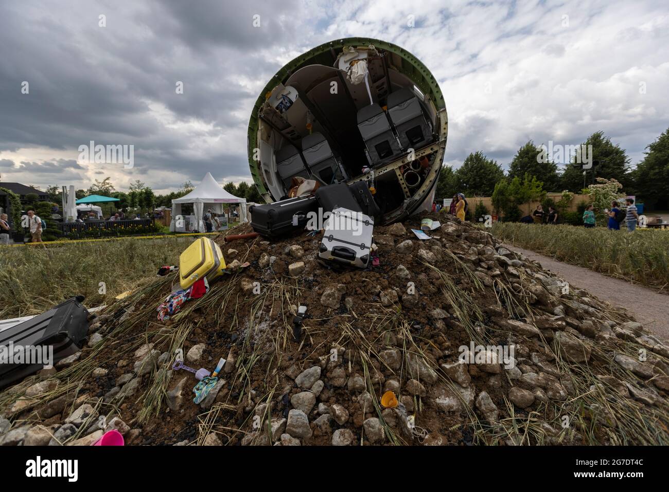 Felicity o'Rourke's 'Extinction' Garden al RHS Hampton Court Palace Garden Festival 2021, London Borough of Richmond upon Thames, UK Foto Stock