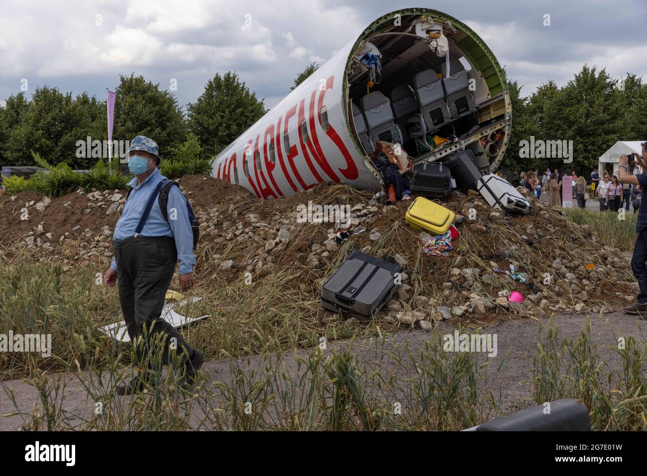 Felicity o'Rourke's 'Extinction' Garden al RHS Hampton Court Palace Garden Festival 2021, London Borough of Richmond upon Thames, UK Foto Stock