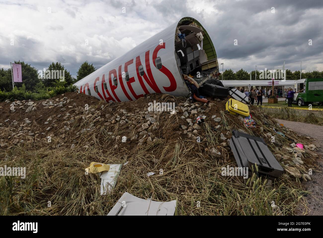 Felicity o'Rourke's 'Extinction' Garden al RHS Hampton Court Palace Garden Festival 2021, London Borough of Richmond upon Thames, UK Foto Stock