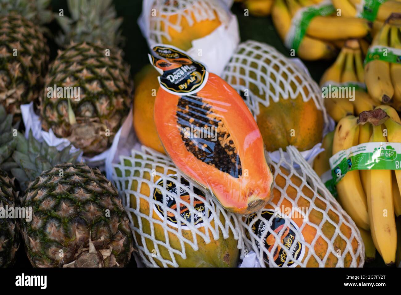 Shot di prodotti freschi in un mercato Foto Stock