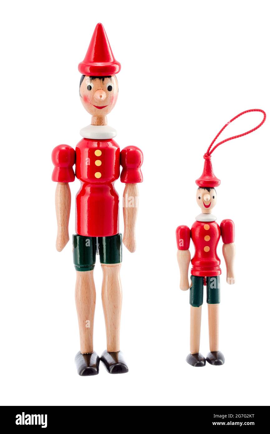 Pinocchio Toy statua isolata su sfondo bianco Foto Stock
