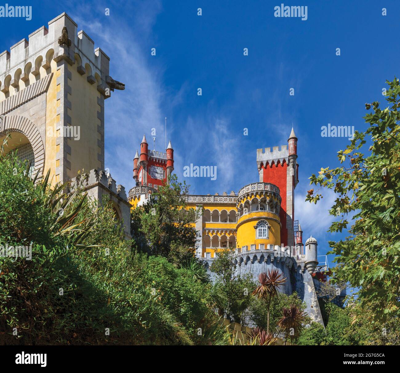 Il Palazzo Nazionale pena, Sintra, quartiere di Lisbona, Portogallo. L'edificio in stile romantico risale alla prima metà del XIX secolo. È stato costruito Foto Stock