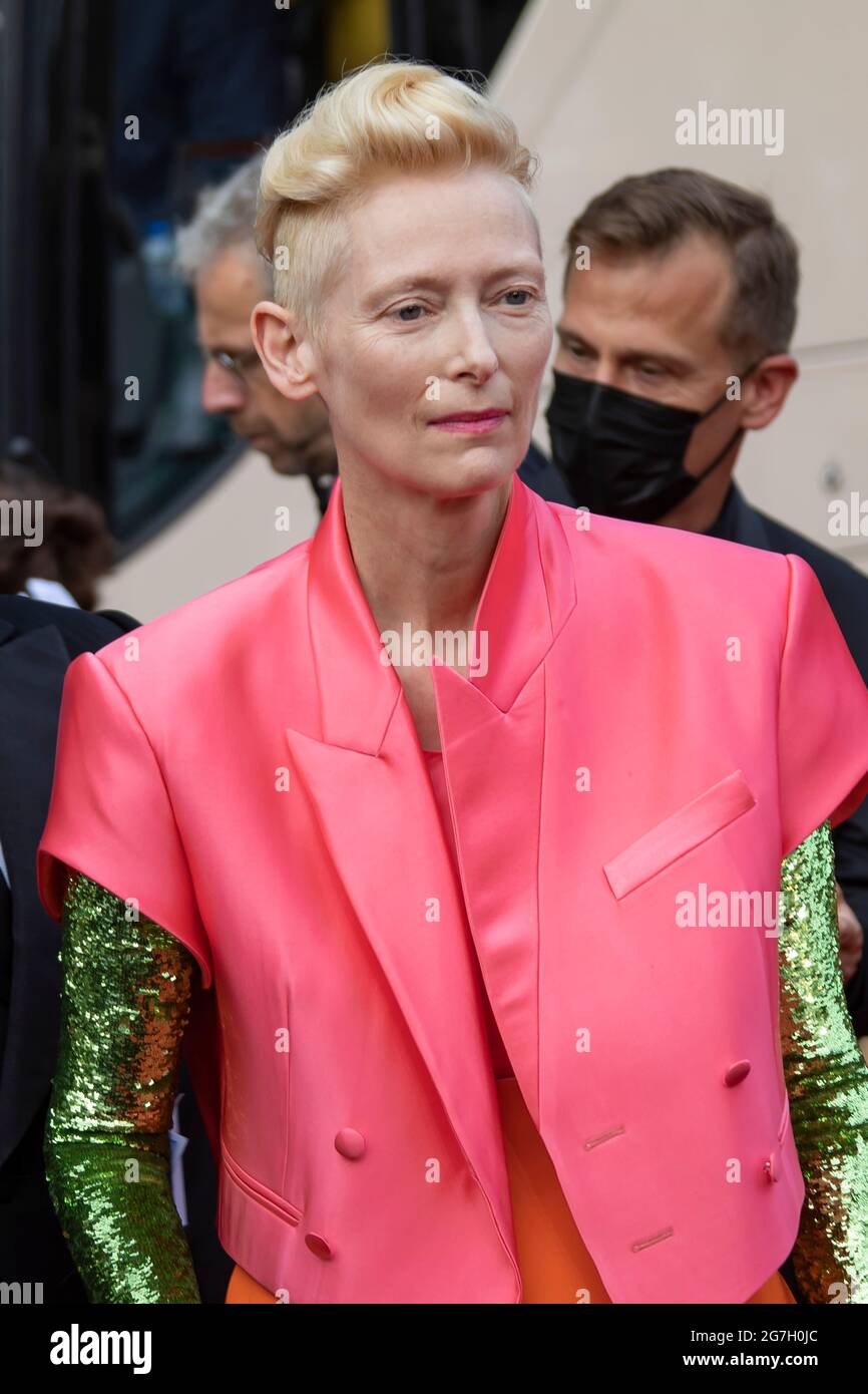 Tilda Swinton partecipa alla proiezione "The French Dispatch" durante il 74a edizione del Festival del Cinema di Cannes, il 12 luglio 2021, a Cannes, Francia. Foto: Franck Bonham/imageSPACE /Sipa USA Foto Stock