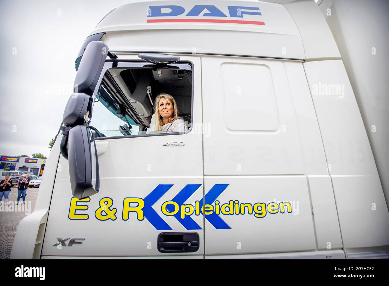 La Regina Maxima ha visitato il settore Trasporti e Logistica presso la e and R Opleidingen a Nieuwegein, Paesi Bassi, il 14 luglio 2021. Foto di Robin Utrecht/ABACAPRESS.COM Foto Stock