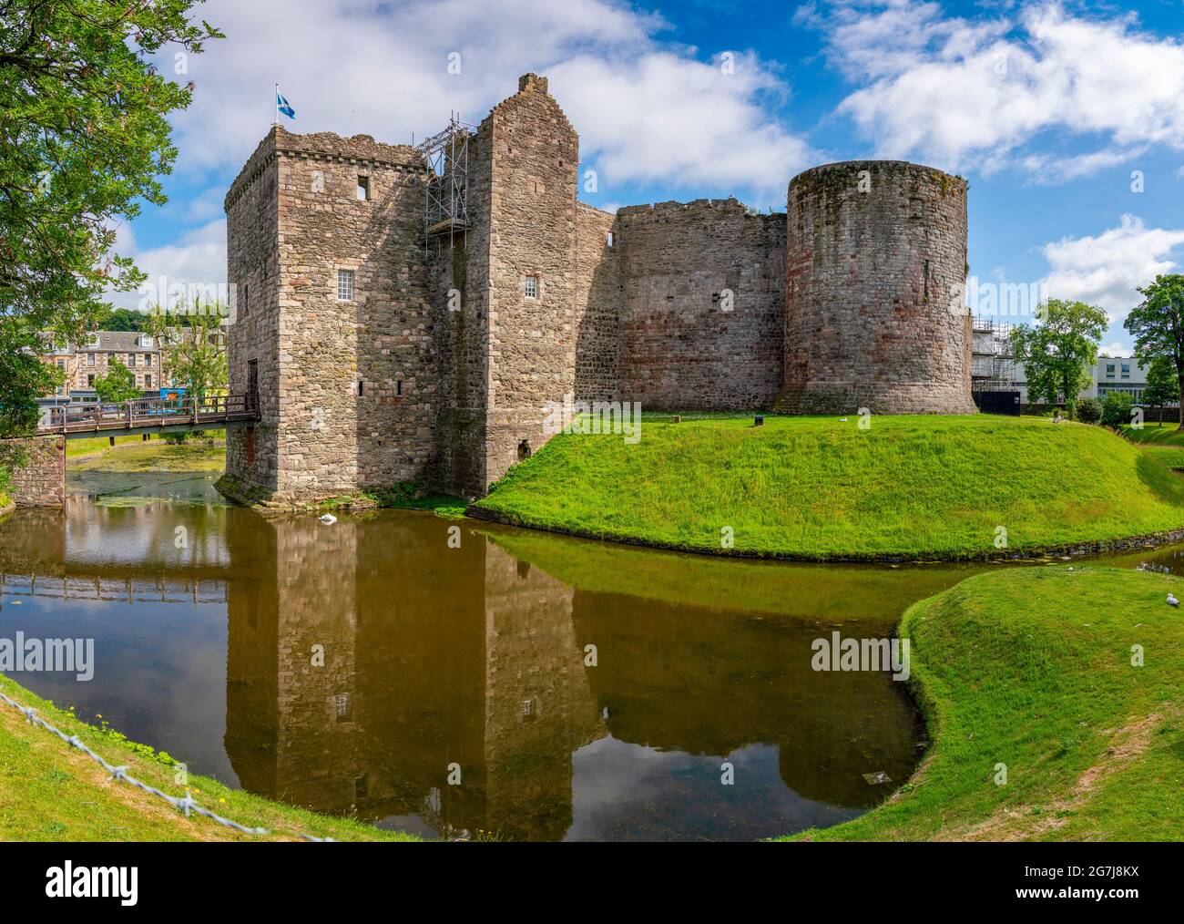 Vista esterna del castello di Rothesay a Rothesay, Isola di Bute, Argyll e Bute, Scozia, Regno Unito Foto Stock