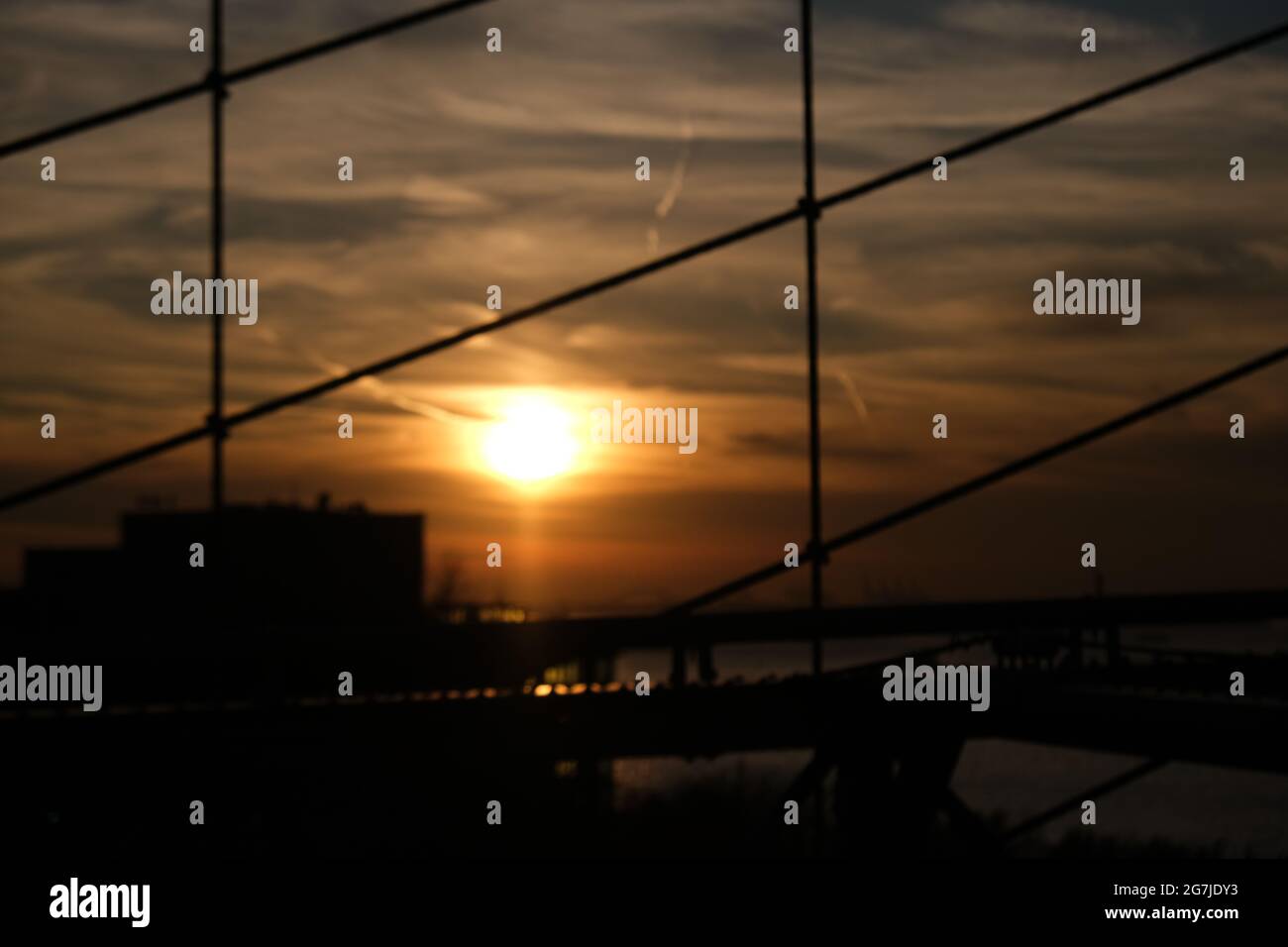 Golden Sunset cornice all'interno della cornice Foto Stock