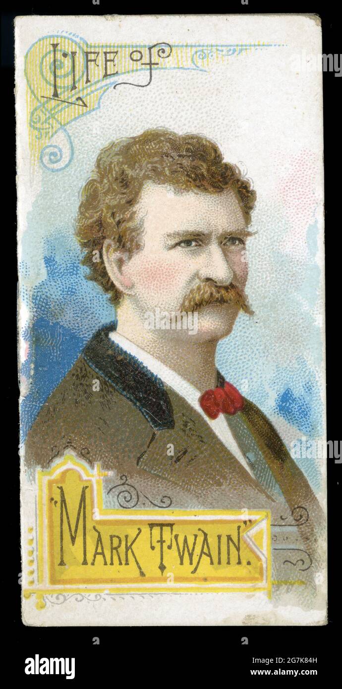 L'autore americano Mark Twain è raffigurato sulla copertina di un piccolo opuscolo intitolato Life of Mark Twain inserito come premio all'interno di un pacchetto di sigarette Dukes. Foto Stock