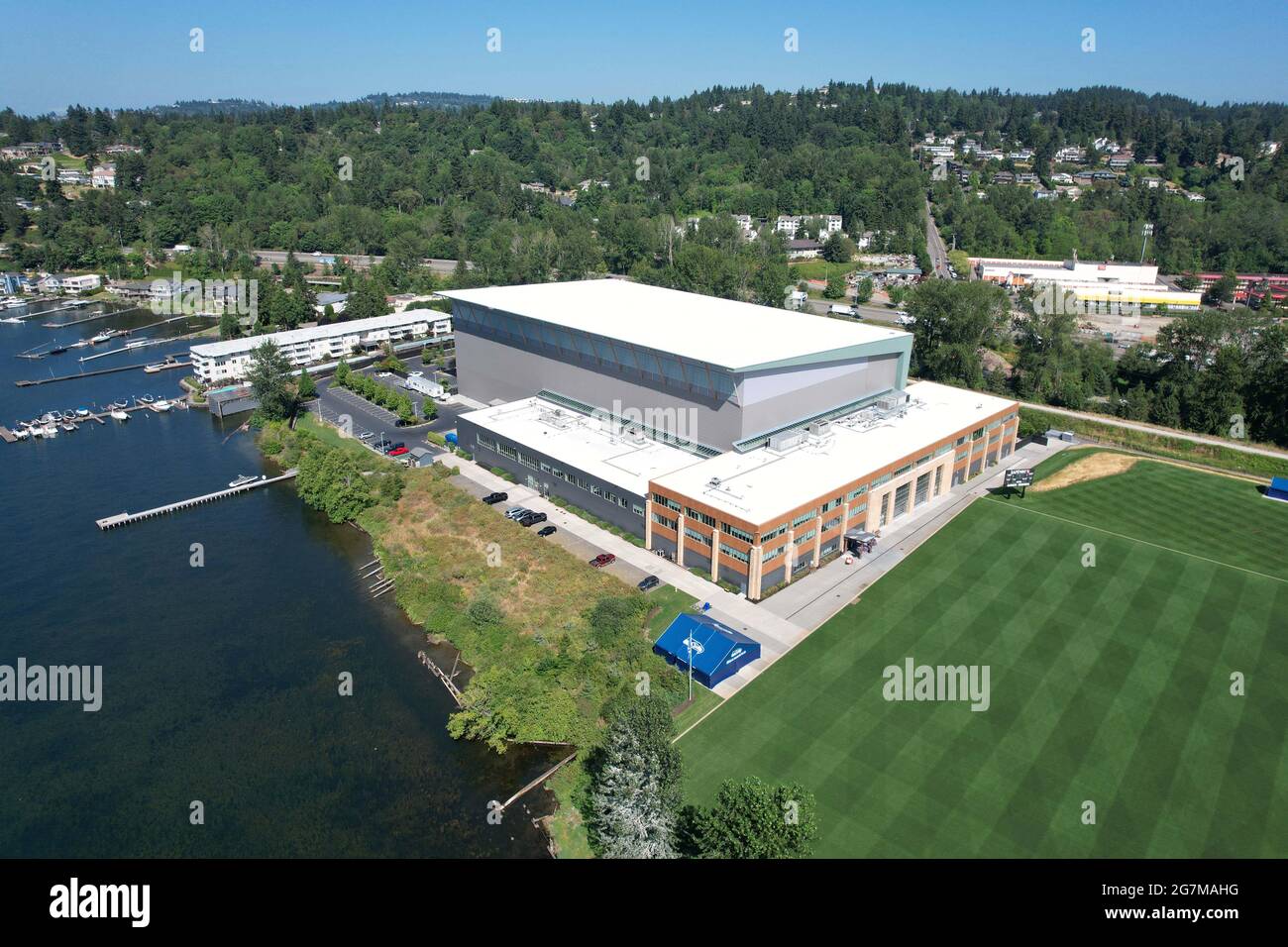 Una vista aerea del Virginia Mason Athletic Center, mercoledì 14 luglio 2021, a Renton, Washington. La struttura è la sede centrale di Seattle Seahawks e. Foto Stock