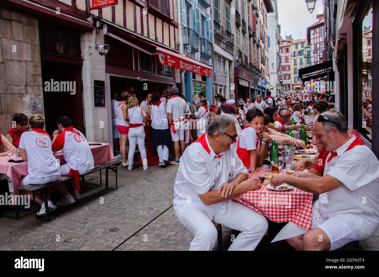 FRANCIA. PIRENEI ATLANTICI (64) PAESI BASCHI. BAYONNE FESTIVAL 2018. Foto Stock