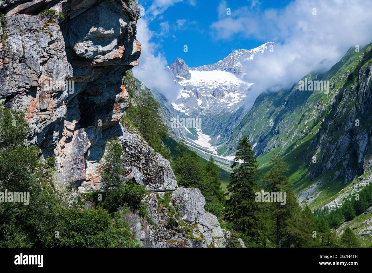 Valle Gredetschtal nelle Alpi svizzere vicino a Mund (Svizzera) Foto Stock