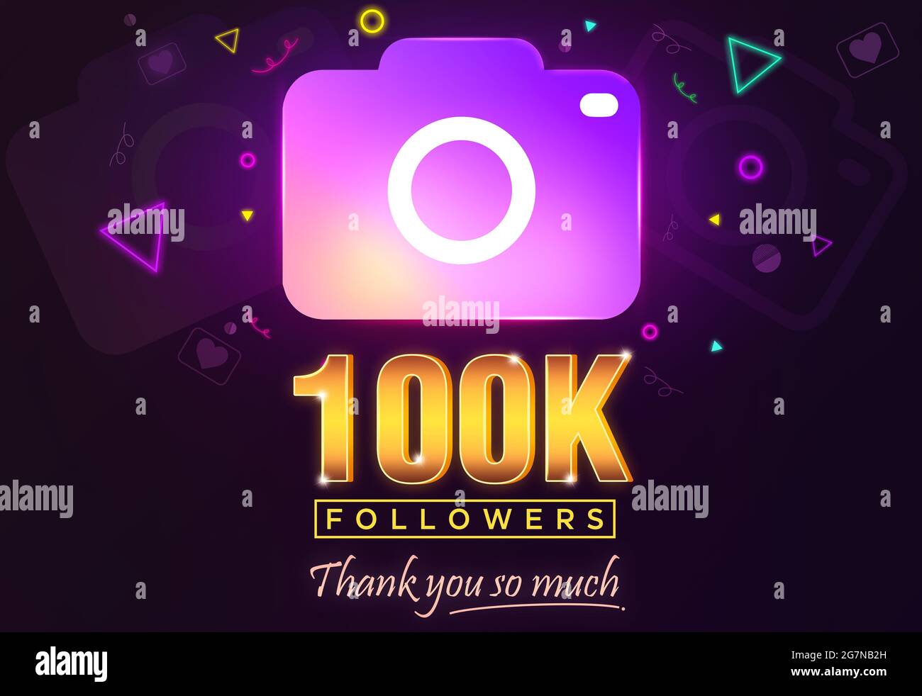 Ringraziare i seguaci dei social media Abstract sfondo incandescente con messaggio. La moderna videocamera Gradient 3D con rendering illumina il testo dorato, celebrando il soc Foto Stock