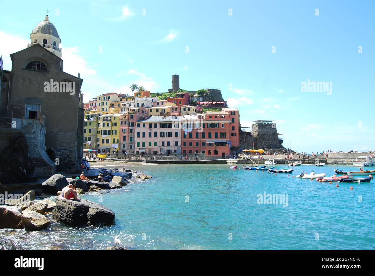 Cinque Terre Italia: Monterosso, Vernazza, Corniglia, Manarola e Riomaggiore. Le cinque Terre, cinque città, sono una serie di cinque villaggi di pescatori. Foto Stock