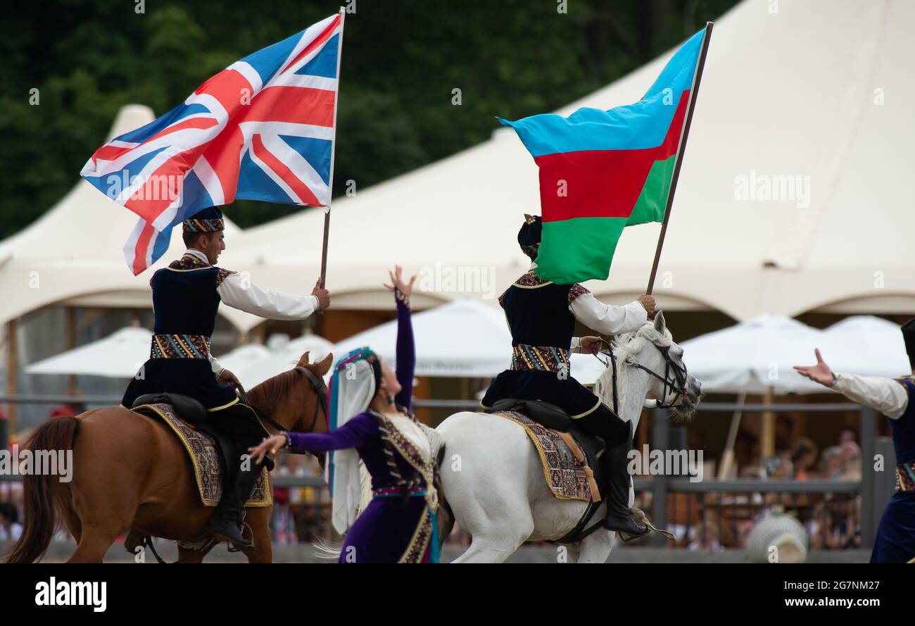 Windsor, Berkshire, Regno Unito. 3 luglio 2021. L'emozionante esposizione internazionale azerbajiana al Royal Windsor Horse Show 2021. Credito: Maureen McLean/Alamy Foto Stock