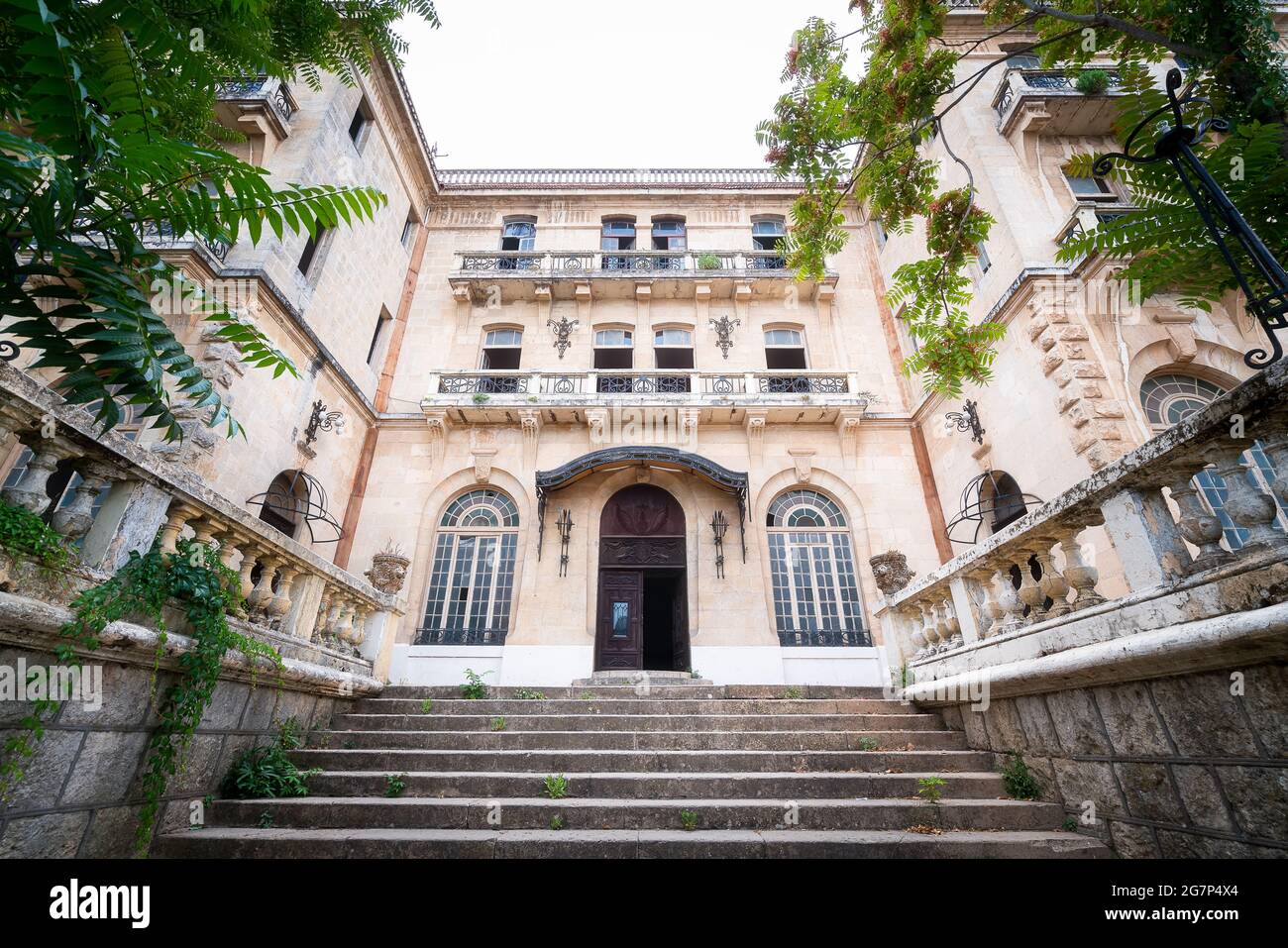 Abbandonato Hotel Grand Aley Libano Foto Stock