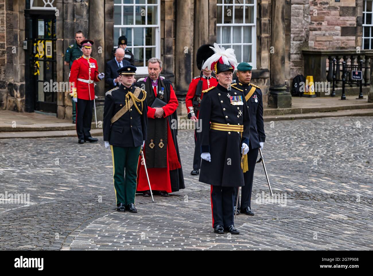 Installazione del maggiore Generale Alastair Bruce di Cionaich come Governatore del Castello di Edimburgo in cerimonia militare, Edimburgo, Scozia, Regno Unito Foto Stock